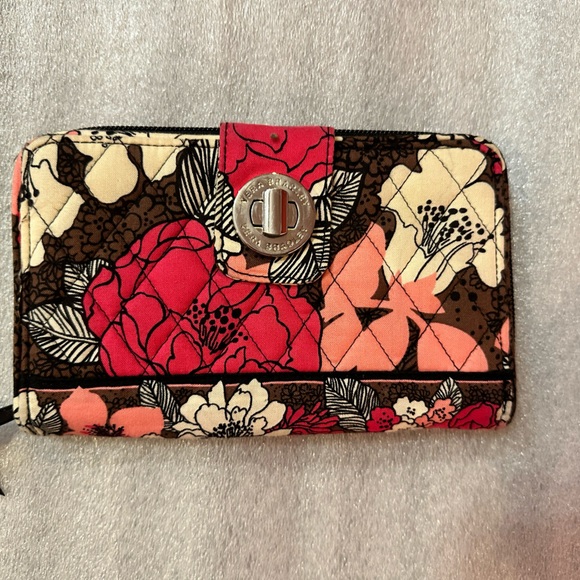 Set of Vera Bradley Shoulder Tote & Turn Lock Wallet. EUC. Mocha Rouge pattern. - Picture 7 of 10